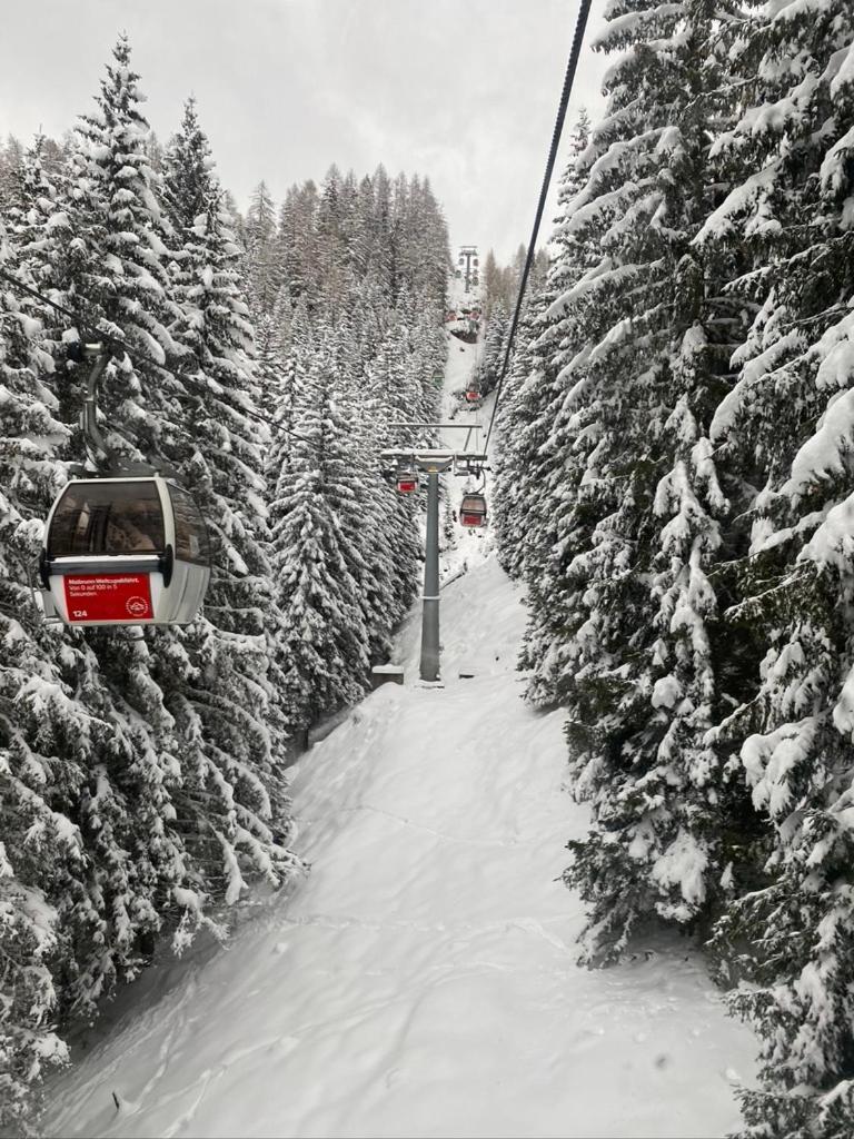 Nocky Mountains Lodge And Apartment ラーデンタイン エクステリア 写真